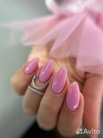 Мастер маникюра и педикюра