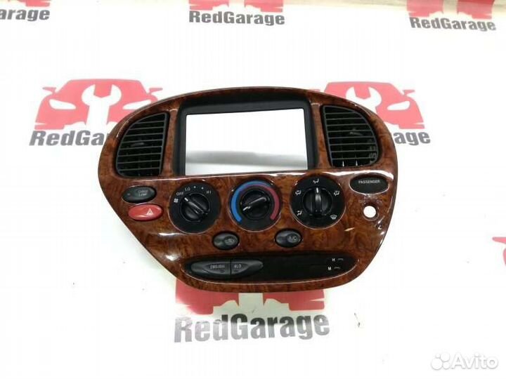 Блок управления климат-контролем Toyota Tundra