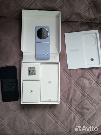 TECNO Phantom V Flip, 8/256 ГБ