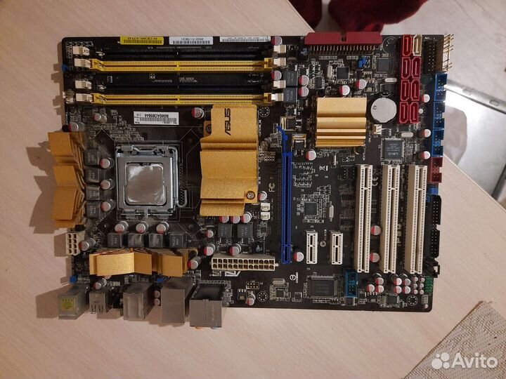 Материнская плата