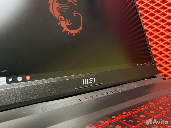 Игровой ноутбук MSI 17.3 rtx 2050 4gb