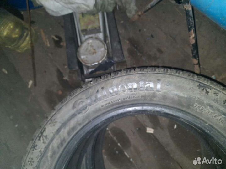 Continental ComTracWinterViking 1 205/55 R16