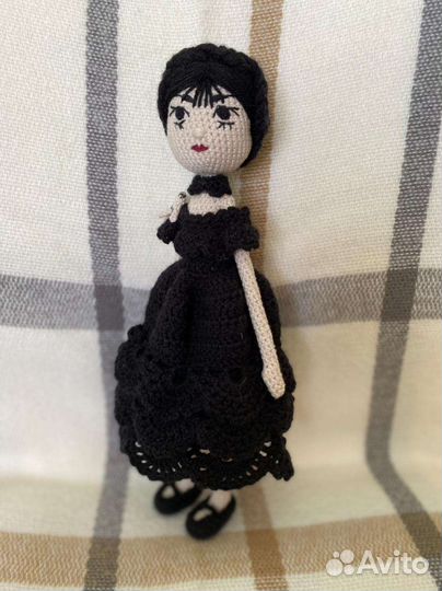 Кукла Уэнсдей аддамс