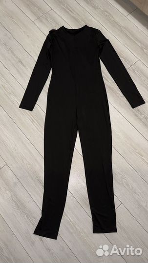 Отдам за шоколадку вещи сумки аксессуары