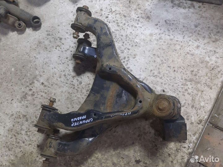 Рычаг передний Mercedes Sprinter W909