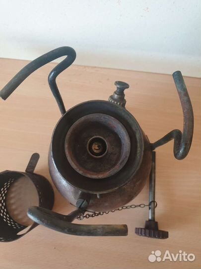 Примус шмель