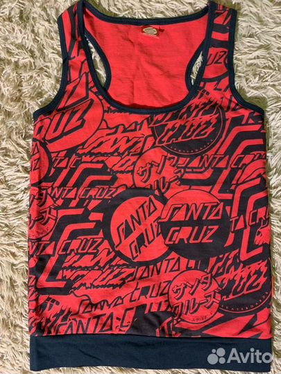 Одежда спортивная женская, 4 вещи