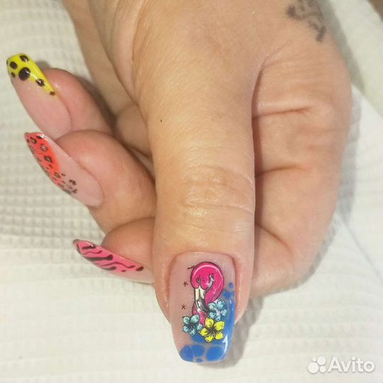 Маникюр и педикюр