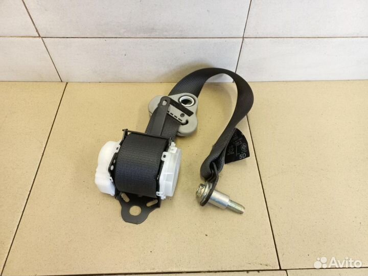 Ремень безопасности Fortuner 2015