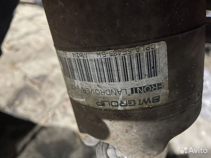 Стабилизатор передний 2015 на Range Rover 4 L405