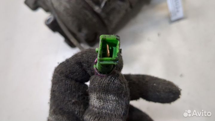 Компрессор кондиционера Volkswagen Passat 5