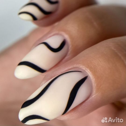 Маникюр с покрытием гель-лаком