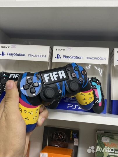Джойстики на playstation 4 от FIFA