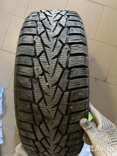 Nokian Tyres Nordman 7 215/65 R16 102T