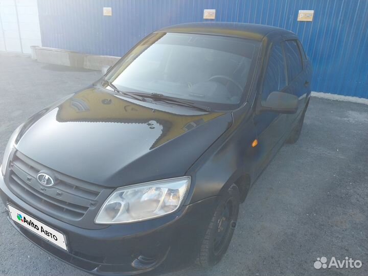 LADA Granta 1.6 МТ, 2012, битый, 144 213 км