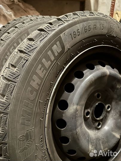 Michelin X-Ice North 4 185/65 R15
