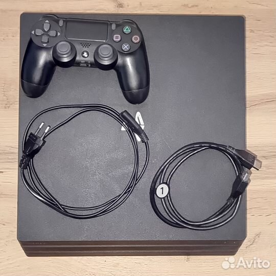 Sony Playstation (приставка и шлем VR)