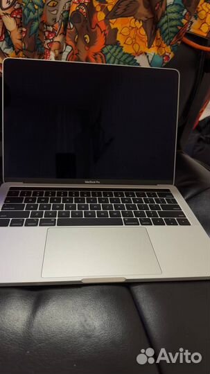 Macbook Pro 13 2019 i5 8GB