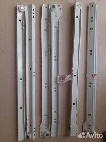 Направляющие новые 4 штуки