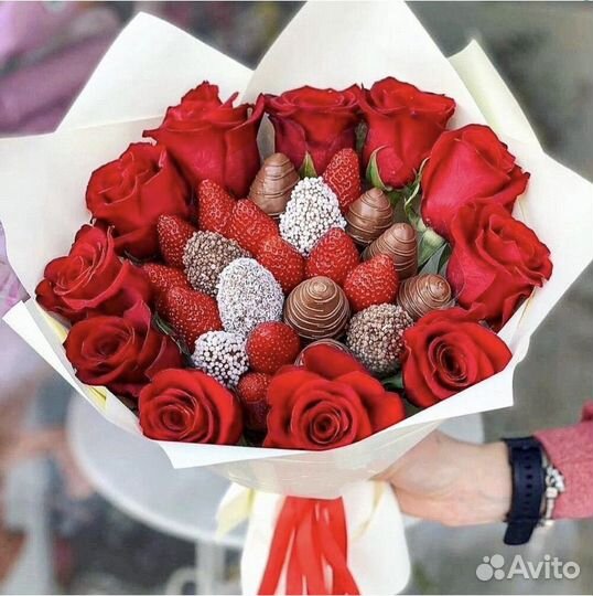 Букеты Розы Эквадор,доставка 24/7