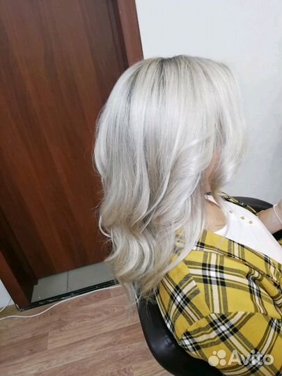 Стилист-колорист