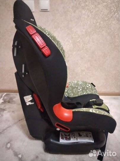 Автомобильное детское кресло от 9 до 25 кг