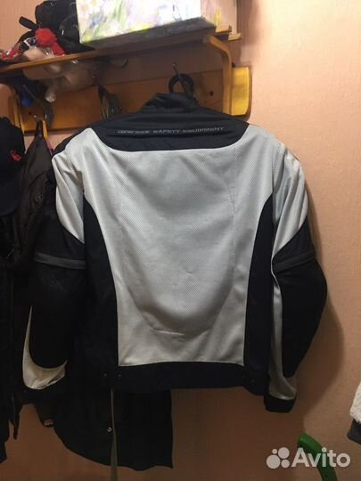 Мотокуртка dainese