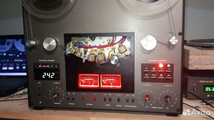 Катушечный магнитофон