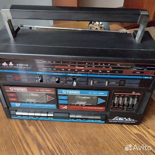 Проигрыватель, приёмник