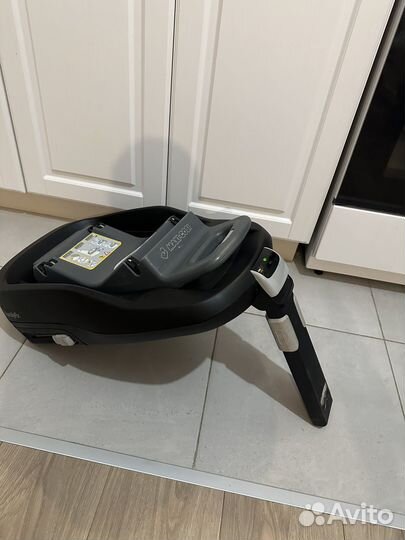 Автолюлька maxi cosi с базой isofix