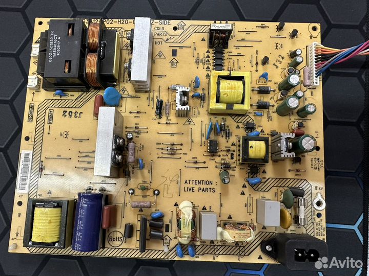 Блок питания 715G3812-P02-H20-003D