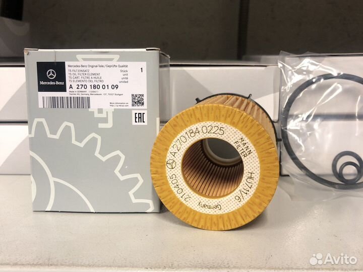 Масляный фильтр Mercedes-Benz A2701800109