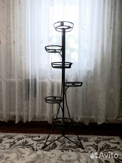 Подставка для цветов