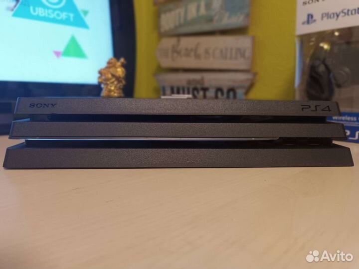 Прошитая Sony Playstation 4 PRO на 1TB + игры
