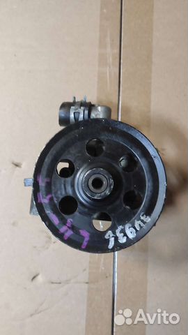 Насос гидроусилителя руля Mazda L206-32-650B