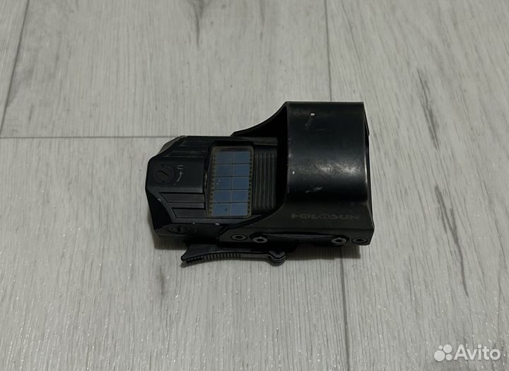 Коллиматорный прицел holosun с солнечной батареей