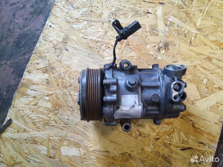 Компрессор кондиционера Volkswagen Polo 5