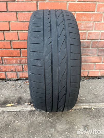 Bridgestone Potenza RE050A 245/45 R18