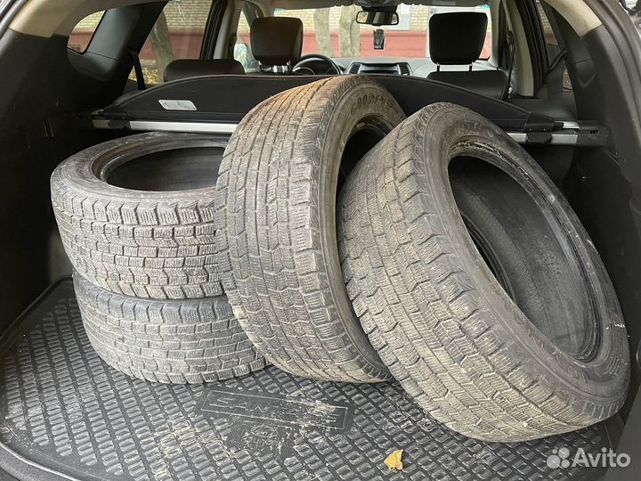 Goodyear Ice Navi Zea 205/55 R16