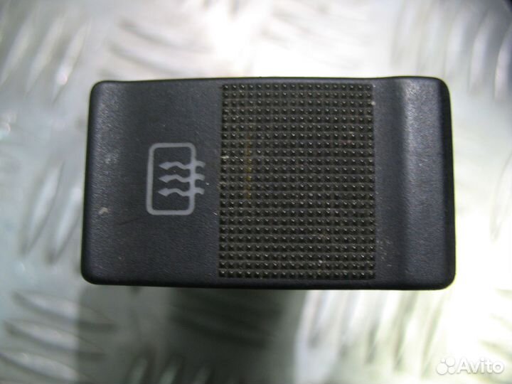 Кнопка обогрева заднего стекла Audi А6 С4