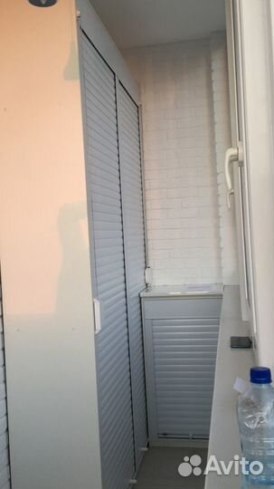 Шкаф с рольставнями на балкон по вашему эскизу