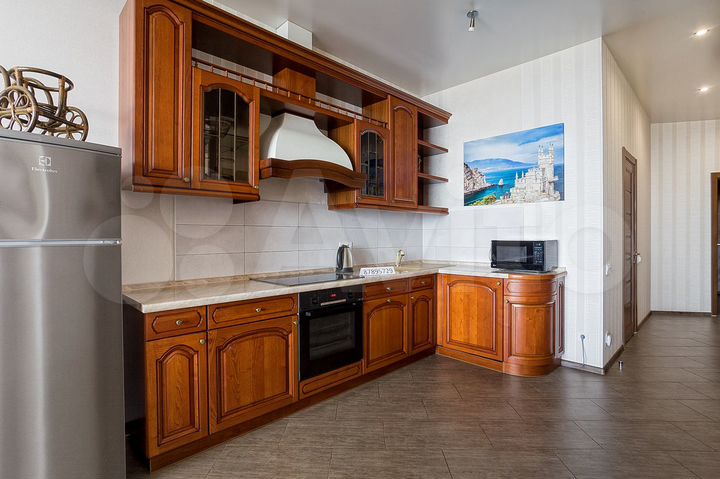 2-к. квартира, 96 м², 3/10 эт.