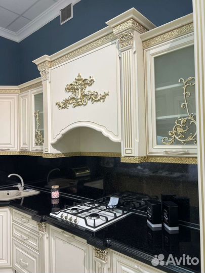 Цена за угловой кухонный гарнитур