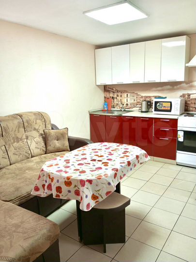 2-к. квартира, 47 м², 1/4 эт.