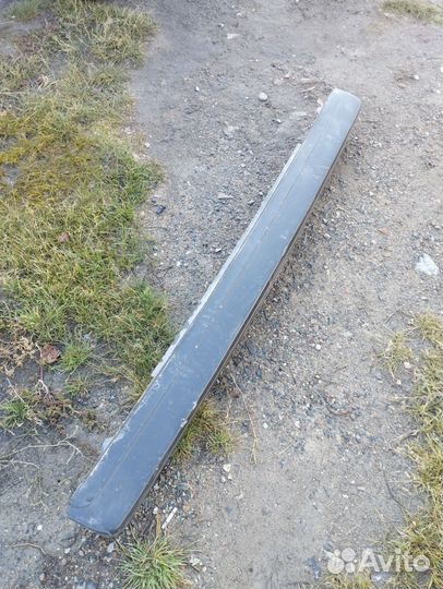 Задний бампер с усилителем vоlvo 760 вольво 760