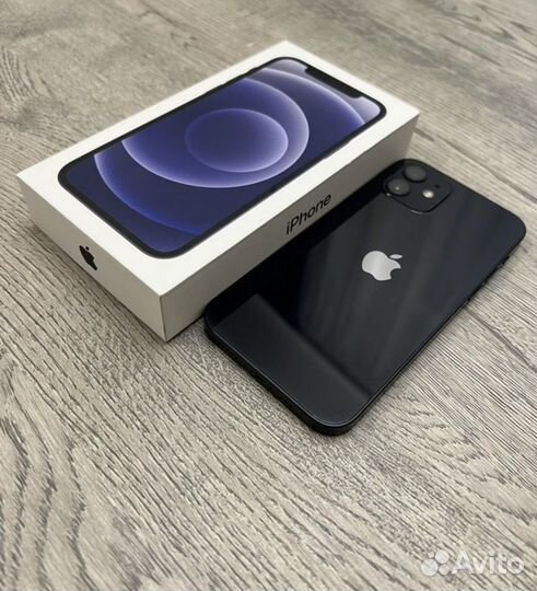 iPhone 12, 64 ГБ