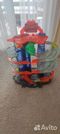 Гоночный трек hot wheels