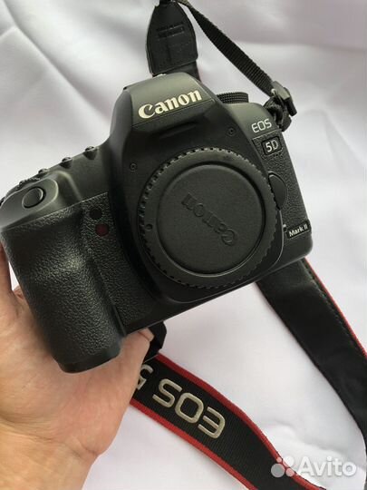 Зеркальный фотоаппарат Canon 5d mark 2