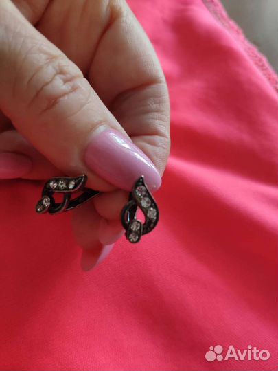 Новые серьги