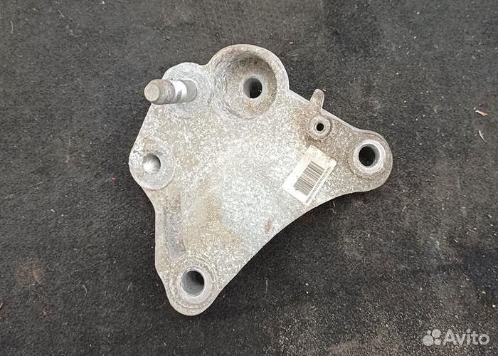 Подушка крепления двигателя Geely Emgrand 7